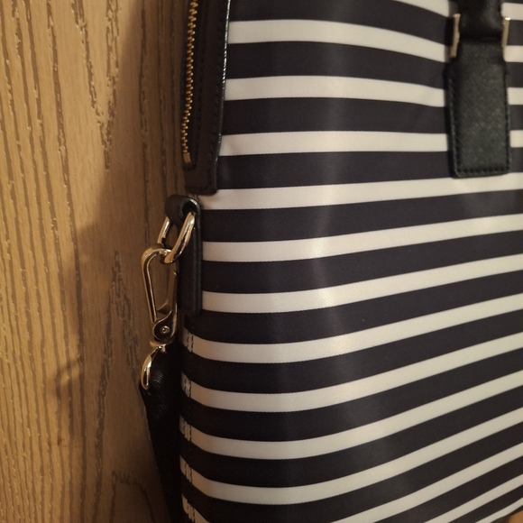 Kate Spade New York Nylon Daveney Laptop Bag With Storybook Lining - Picture 8 of 13